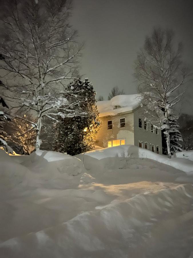 Chalet Banff - 6 Bedroom 6 Bathroom Ski Lodge Niseko Εξωτερικό φωτογραφία