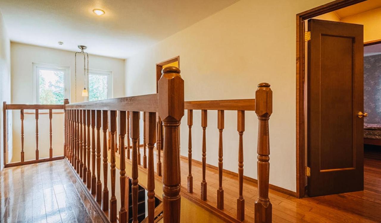Chalet Banff - 6 Bedroom 6 Bathroom Ski Lodge Niseko Εξωτερικό φωτογραφία
