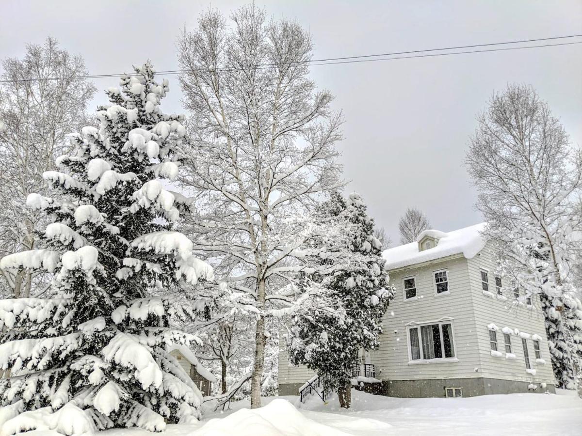 Chalet Banff - 6 Bedroom 6 Bathroom Ski Lodge Niseko Εξωτερικό φωτογραφία
